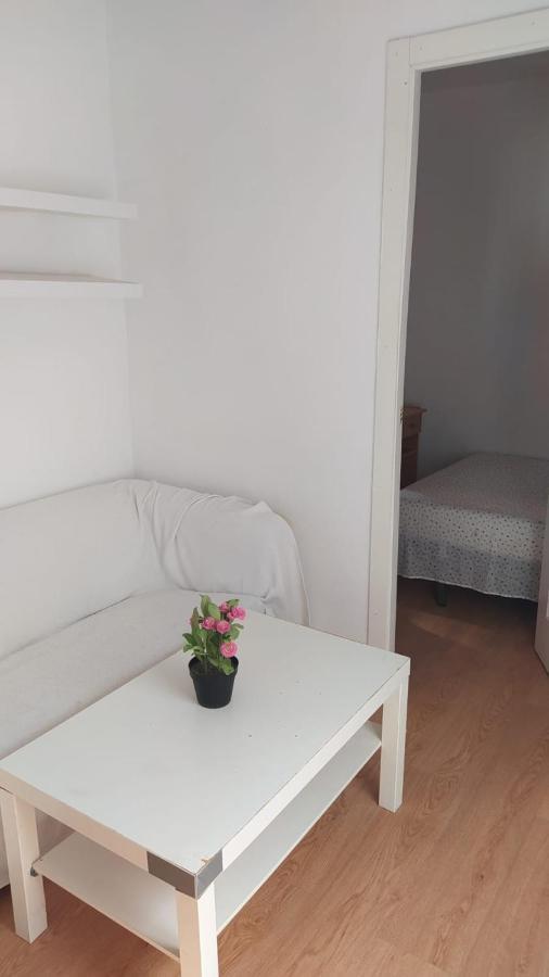 Apartamento en C. María Luisa 2 Dormitorios Madri Exterior foto